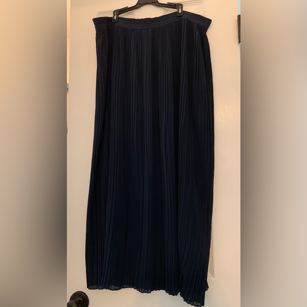 Diane Von Furstenberg Vintage Size 14 Elegant Navy Blue Pleated Skirt Old Money - Picture 7 of 10